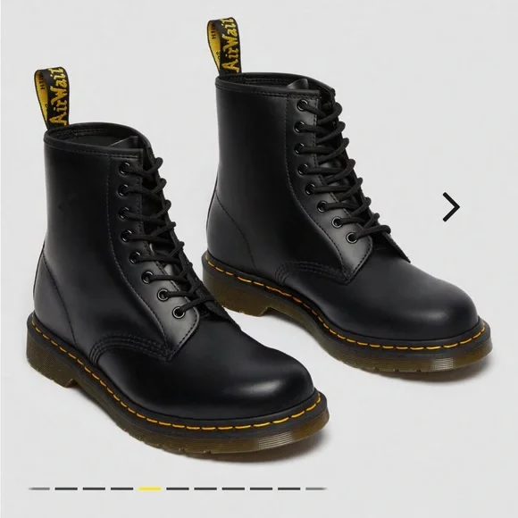 Dr. Martens 1460 Black Smooth Leather Combat Boot - Size Women’s 8, Men’s 7 - Picture 12 of 16